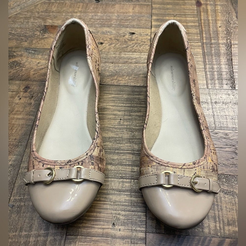 Elegant Beige and Tan Flats with Gold Accents